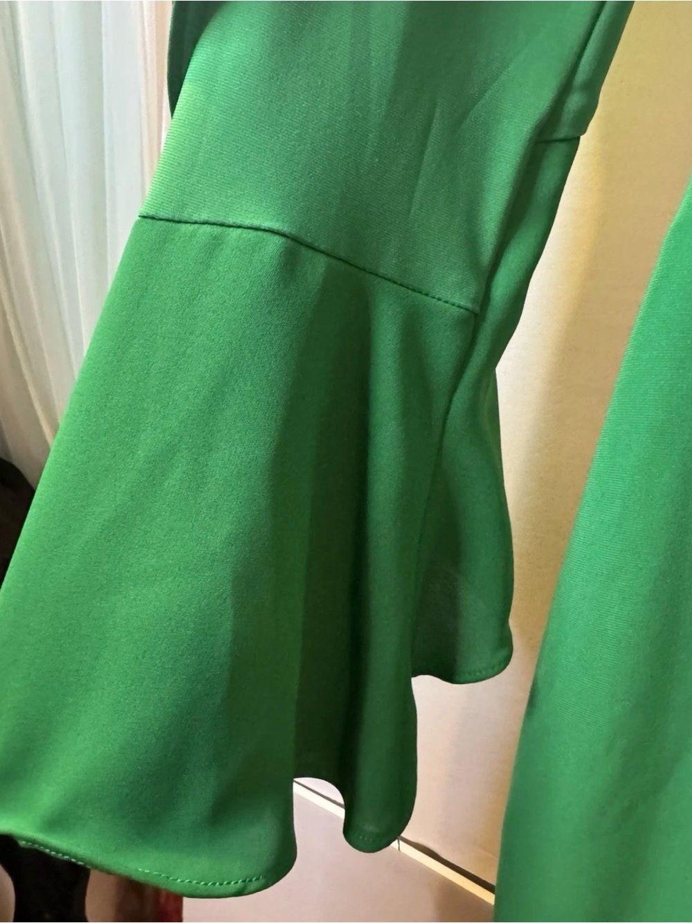 Lauren Ralph Lauren Kelly Green Ruffle Bell Sleeve Sheath Dress - Size 4 - Picture 9 of 10